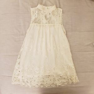 New White Lace Top XS